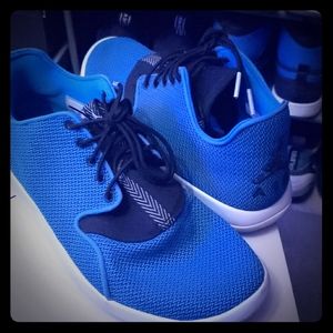 Jordan Eclipse size 9.5